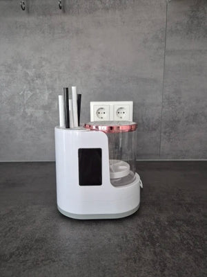 Aeeccb95de62a49549e95991ee1d110d4D.jpg